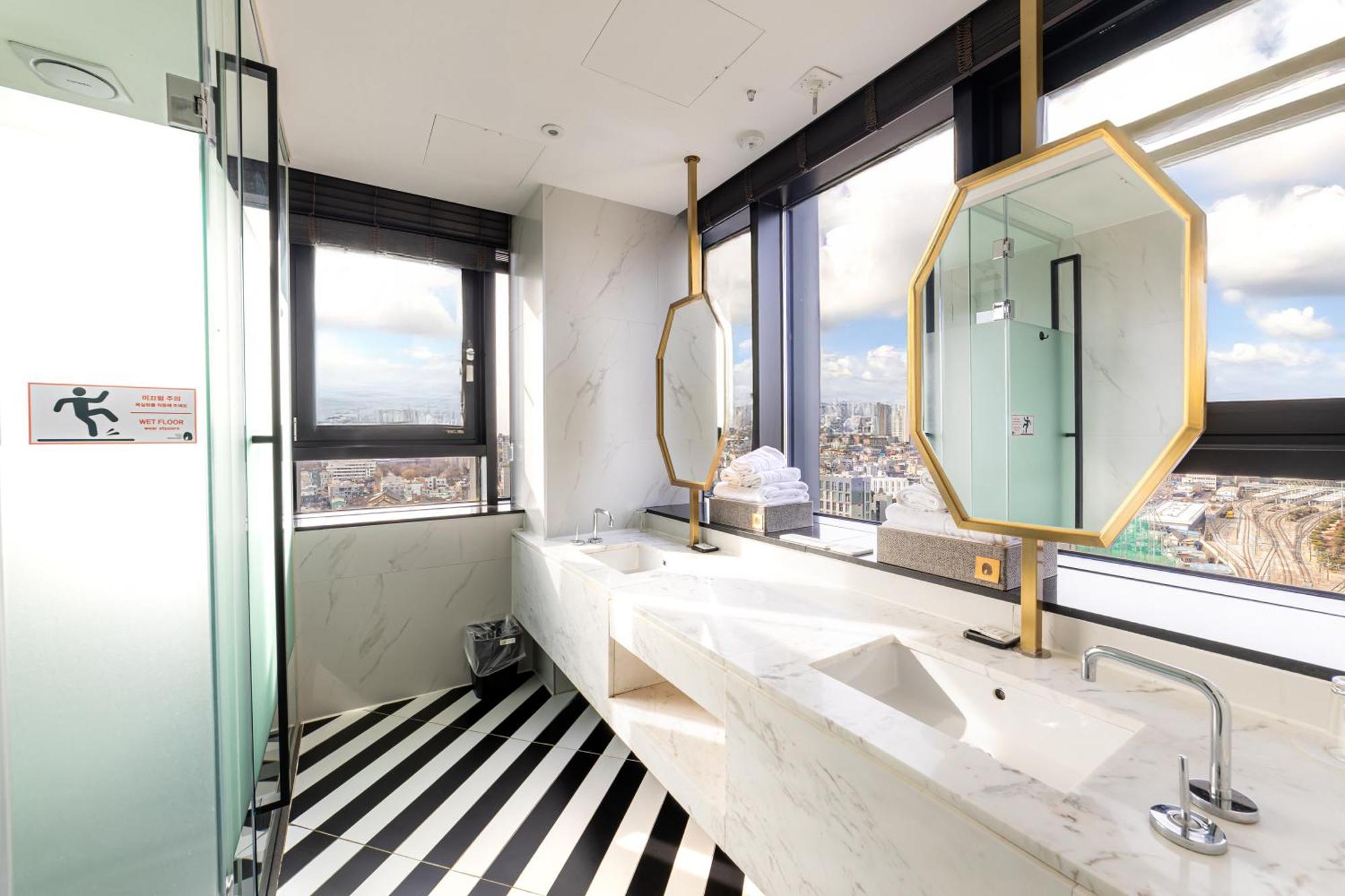 Hotel The Designers Seoul Station Esterno foto
