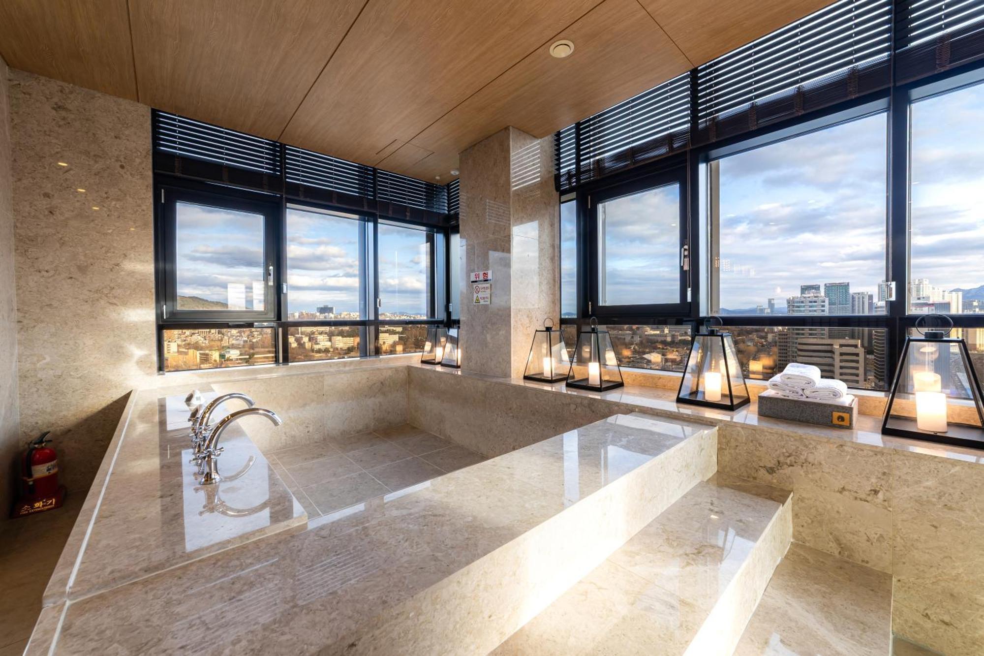 Hotel The Designers Seoul Station Esterno foto